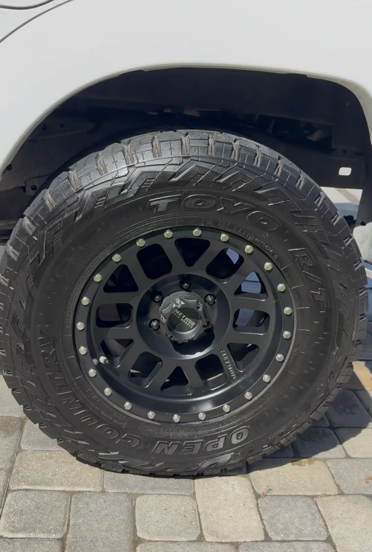 Toyota Tacoma Exterior Detail — photo 2